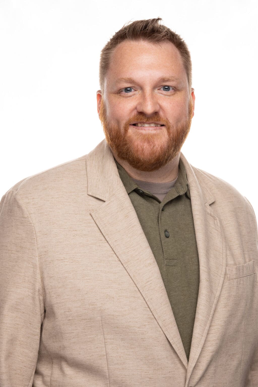 Zach Baumgarten headshot