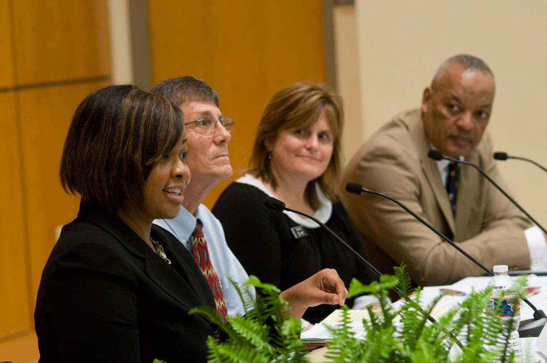 Panel members Keesa Smith, Paul Kelly, Julie Hall, David Briscoe discuss community attitudes at the 2015 Racial Attitudes in Pulaski County.