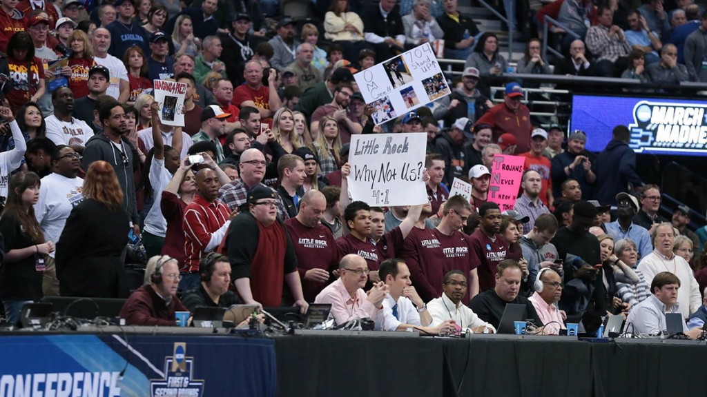 Trojans fans at the 2016 NCAA Tournament