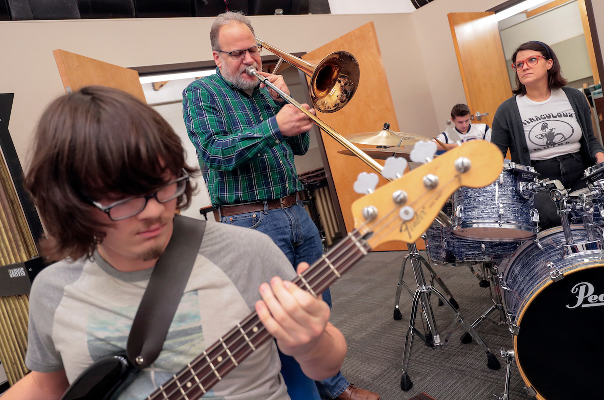 Music students participate in a jazz band class.