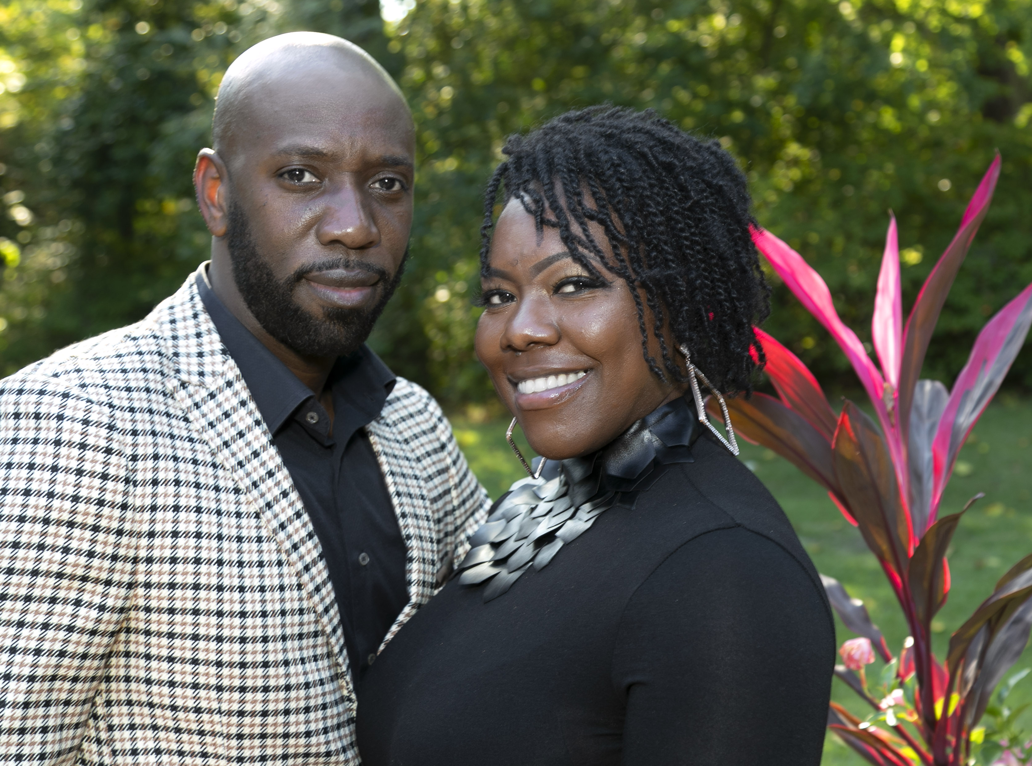 UA Little Rock alumni Cedric and Arleshia Jones are making a gift to the university to create a scholarship for college students whose loved ones are victims of guns and domestic abuse.