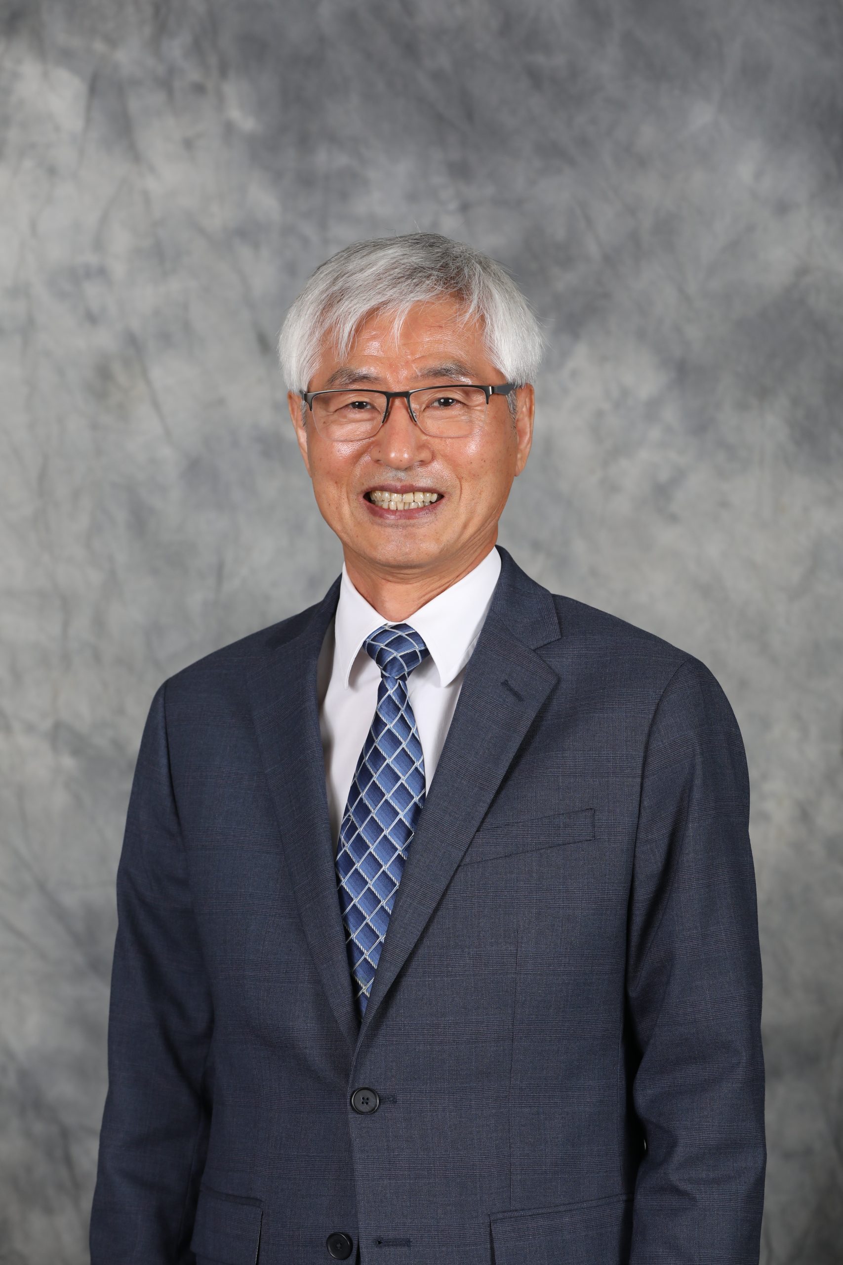 The University of Arkansas at Little Rock has honored Dr. Sung-kwan Kim, professor of business information systems, with the 2022 Harper W. Boyd Jr. Professor of Excellence Award.