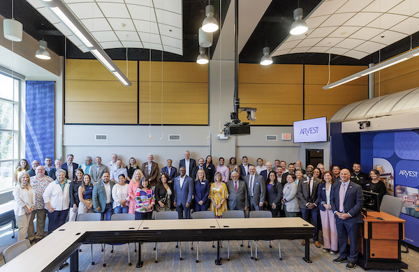 UA Little Rock Dedicates Arvest Classroom in the School of Business – News – UA Little Rock