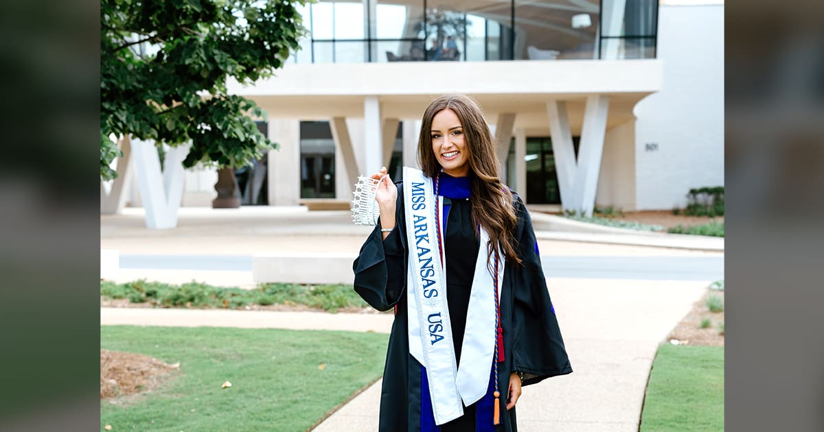 Photo of Olivia Halsey by Kennedy Allen Photo.