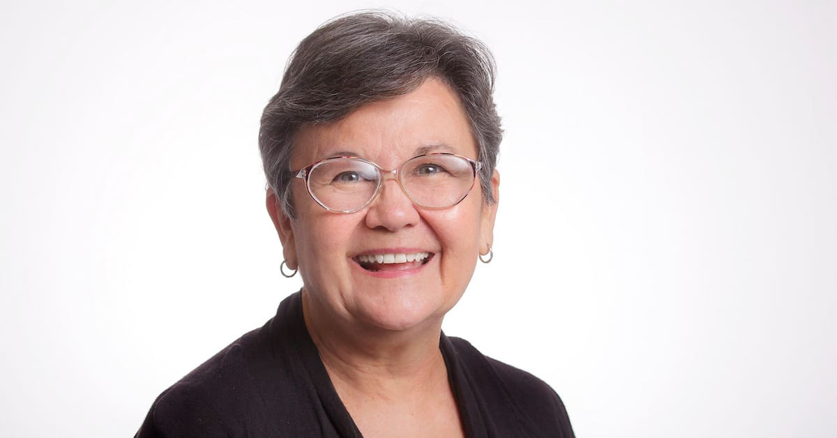 Yvette Palmer received the Professional Advisor of the Year Award this spring.