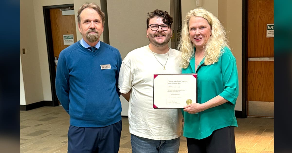 Brandon Sollars, Learning Commons Coordinator, won the Innovation Award at the Academic Affairs Staff Achievement Awards.
