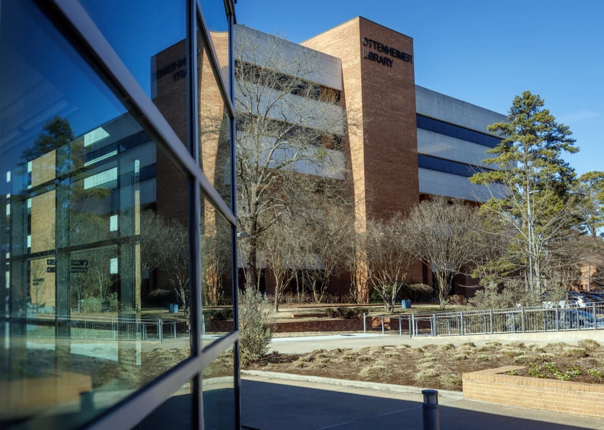 UA Little Rock Launches Wellness Vending Machine with Free Narcan and Fentanyl Test Kits