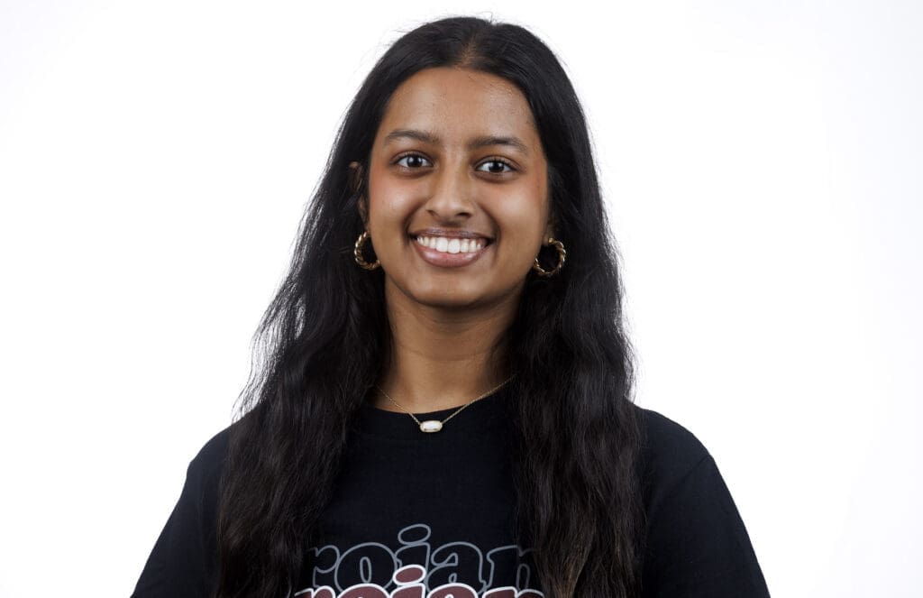 Divija Vijay, Sophomore majoring in Computer Science, headshot.