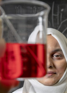 Noureen Siraj in the lab