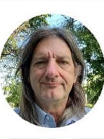 Stephen Carpenter headshot