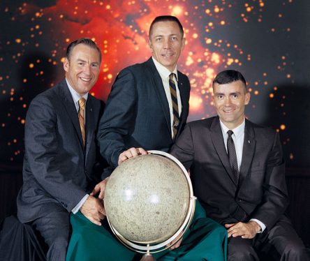 Photo of Apollo 13 crew
