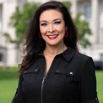 Toni Lindsay Headshot